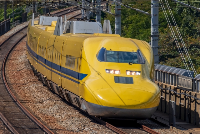 Riding Japan’s Bullet Train: Everything You Need to Know About the Shinkansen